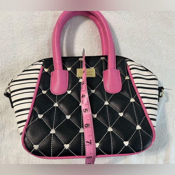 Luv Betsey by Betsey Johnson Y2K quilted faux leather mini satchel - Picture 11 of 12